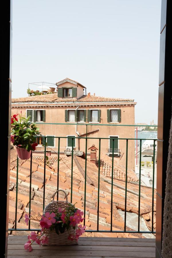 Acqua - Attico Con Terrazza Veneza Exterior foto